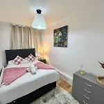 Marble Arch Beautiful Family Apartment